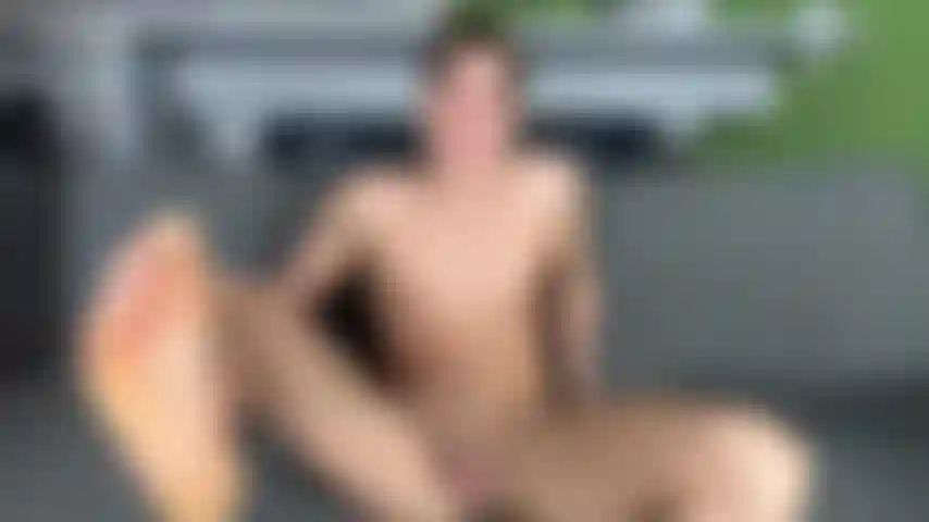 Huge Cumming on my Feet