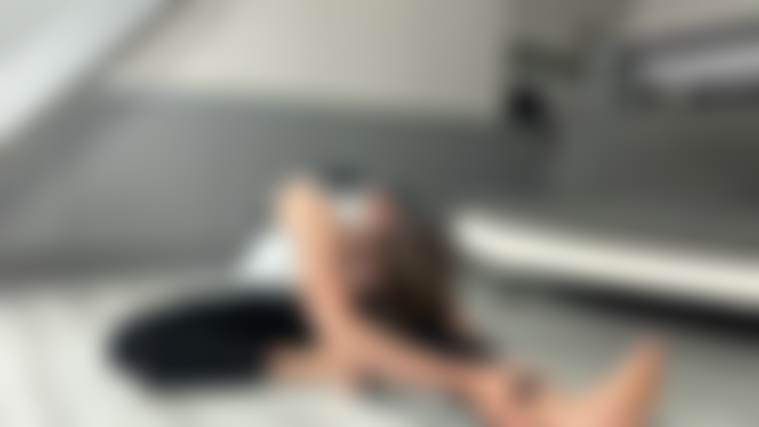 Naked Gym Session with me