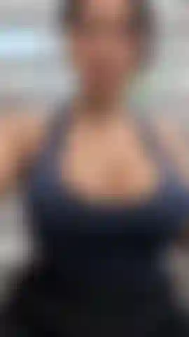 Sneaky quick tit play & bouncing.