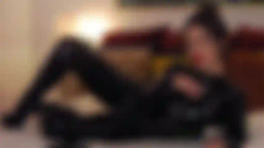 Smoking, latex outfit for good boys ;)