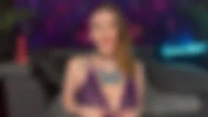 Vixx Tries Out New Bad Dragon Dildo, Austin The Fox!