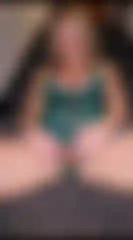 Playing With & Eating A Creampie