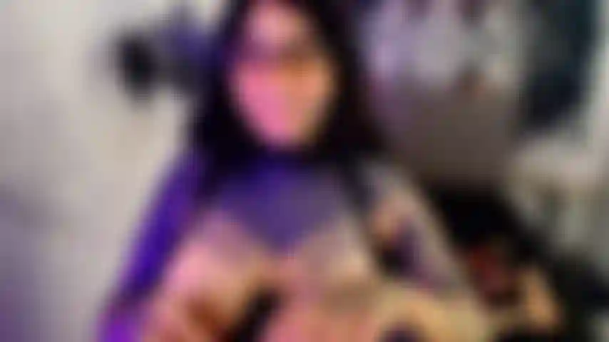 come see my deep throat video full of delicious saliva, dildo to the bottom