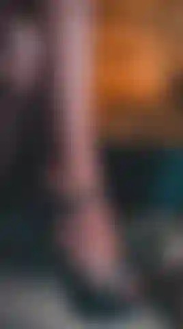 Meet this delicious Elf & her delicious leg elixir