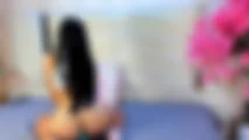 Come and fuck this burning pussy.