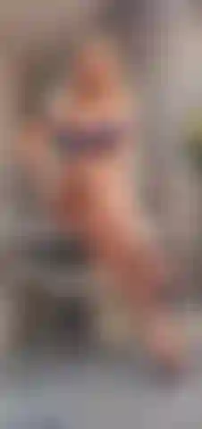 worship feet and heels