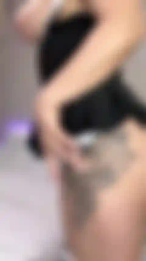 your dirty maid play with pussy