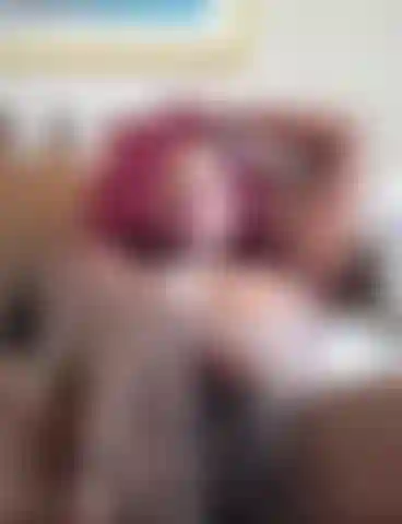 Pussy tunnel vision.