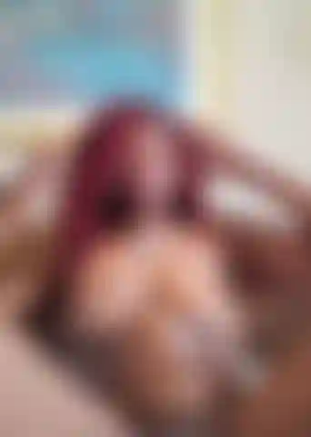 Spread my legs for u.