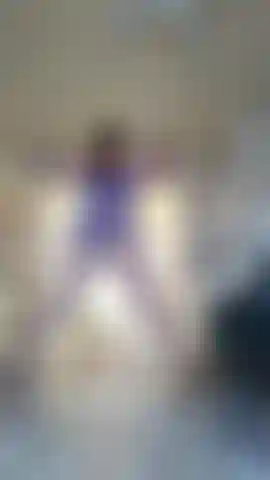 naughty slut twerks