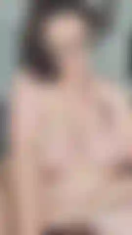 Dixie Doll Nerdy MILF Nude Tease