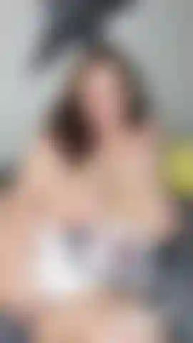 A lil Nipple Play Tease, hehe