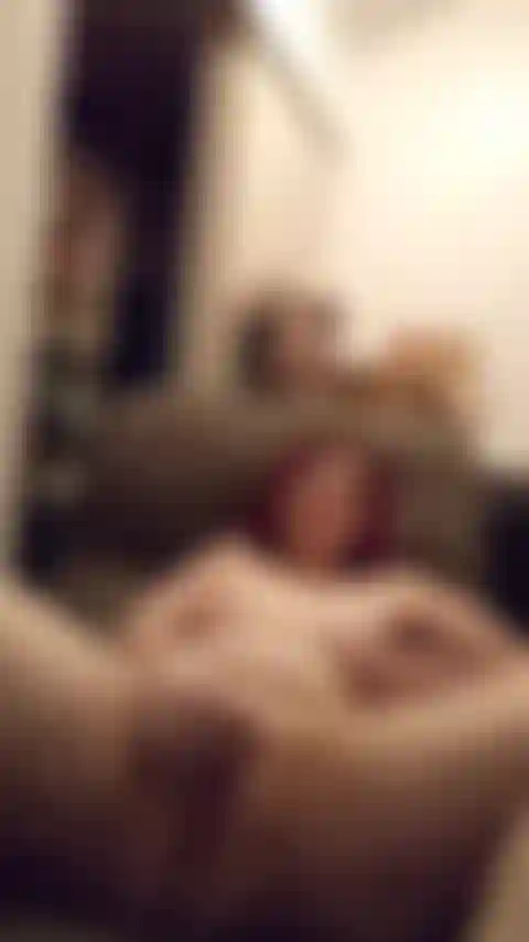 Bruised slut roughly fist fucks her cunt.