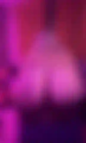 Simple ass shaking tease