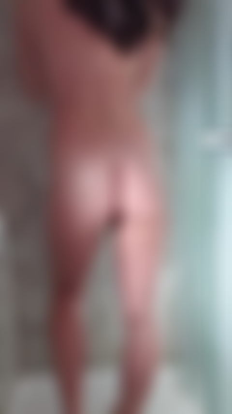 Sexy Shower XXX Full Video - Wet & soapy, shaving pussy and using the shower head on my pussy.
