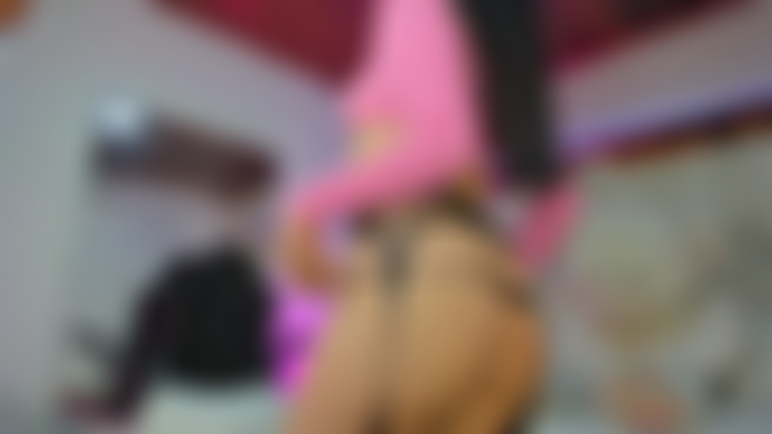Striptease, delicious blowjob and fuck my pussy with my fingers.
