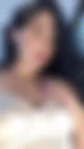 Come and see my pussy shine