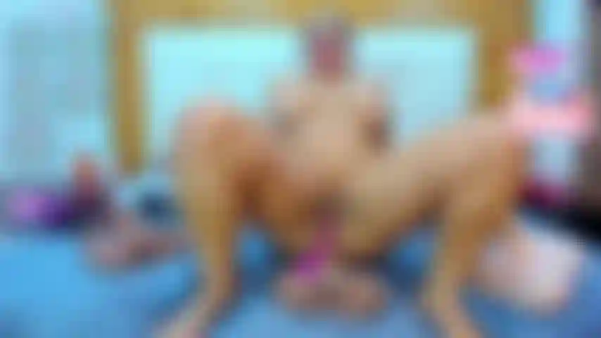 bouncing on this penis