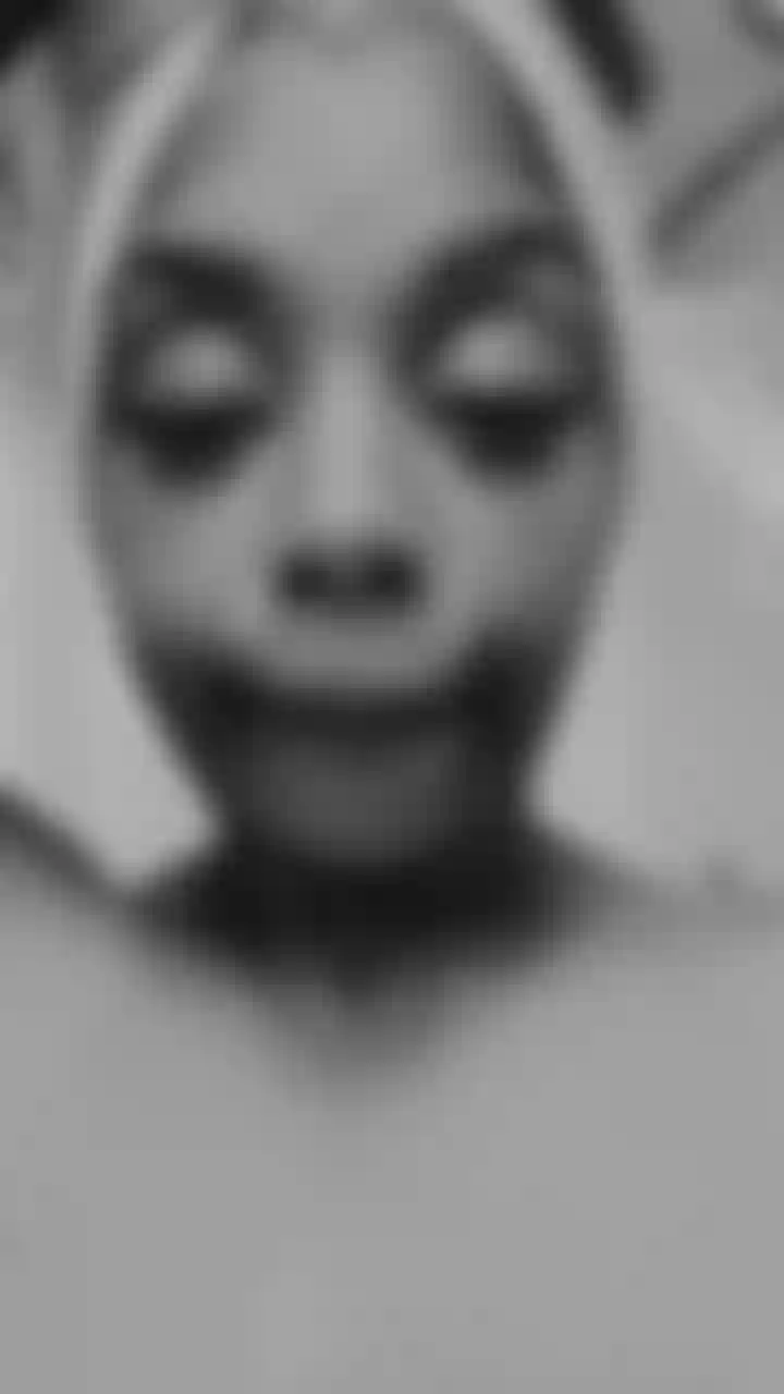 Xoxo 4 u muah kiss kiss