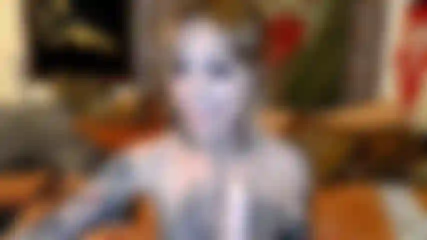 Blowjob practice and fingering in cam session.