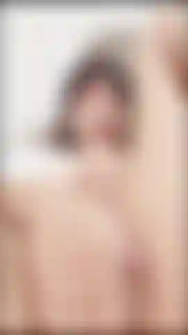 Masturbating my clitoris fast and mercilessly