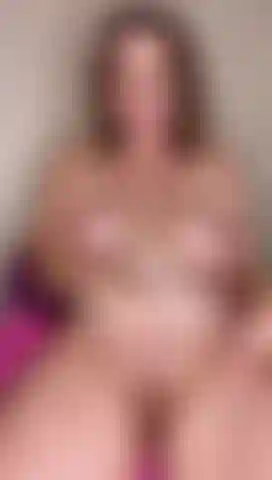 Sensual Ice Show ( 4 minute video )
Watch as i slowly push ice across my nipples , up and down my clit and around my arsehole..feels so erotic