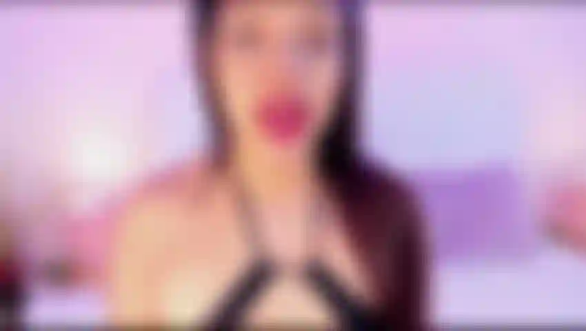 Do you like this view while I wet my pussy for you?