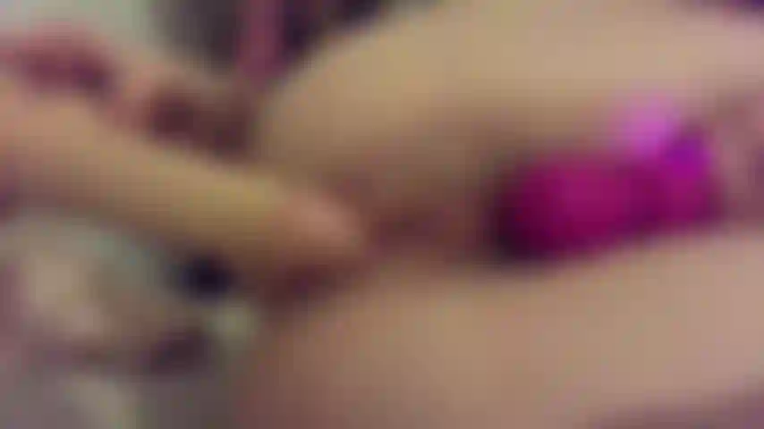 Vibing and fucking my pussy