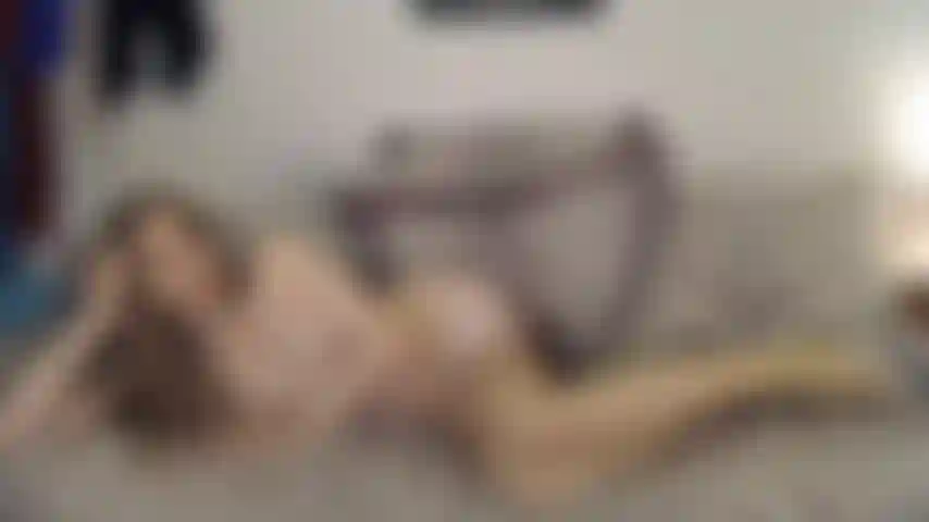 Emmy Stockings and Heels Pussy Play