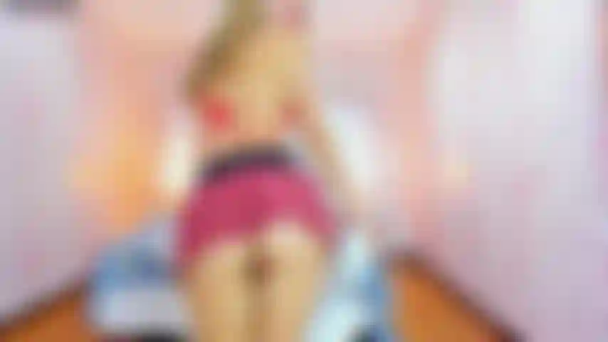 TEASING DANCE TO DRIVE YOU CRAZY