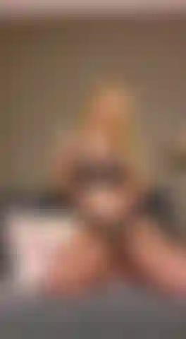 Jerking off instruction and mutual play