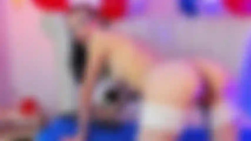 Enjoy my ass in doggy naked for u!