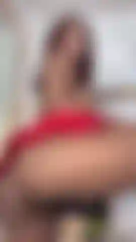 SOAKED PUSSY WITH DOMI VIBE