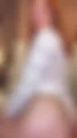 Come watch me dance and tell me if you want to fuck me while you see me ready and sensual for you.