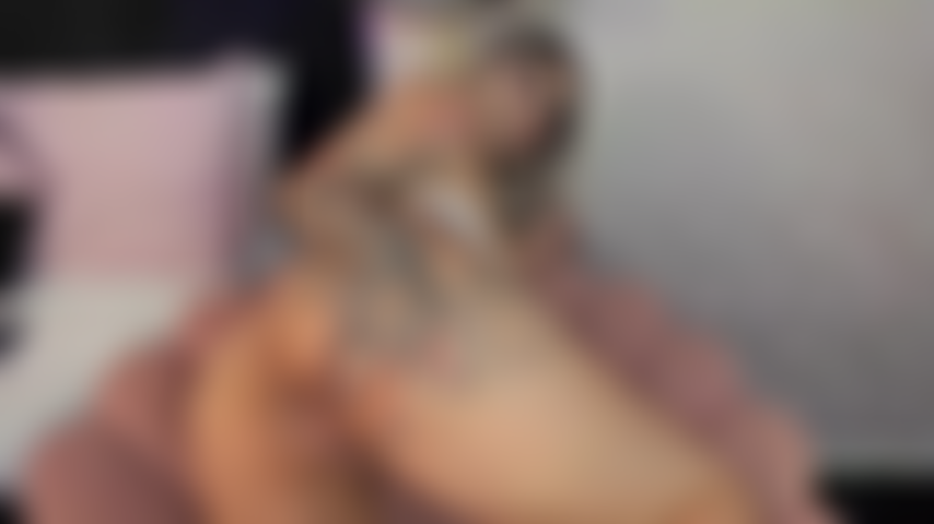 My sexy ass open her hole is an infinite pleasure and i know your cock is dying to bury it in it, let yourself go and fill it with your milk.