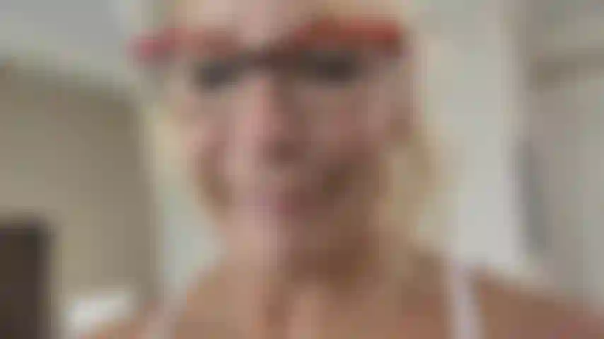 Giving an unforgettable BJ to a beautiful bbc