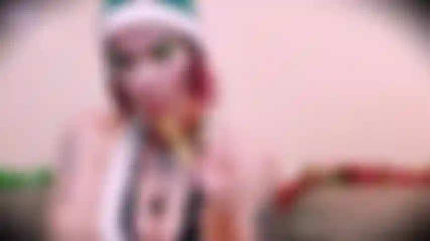 Fonda the Elf sloppy sucks her Xmas treat