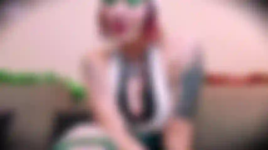 Fonda the Elf has an ass-tastic Christmas surprise!