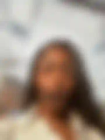 A lil look at my tits on the cable car