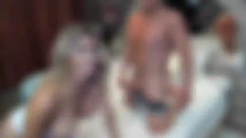SUCKING BO THICK COCK!!