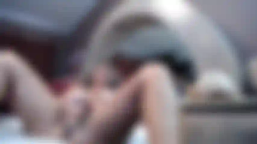 Long video clip feet in the air pounding pussy with a nice big toy!