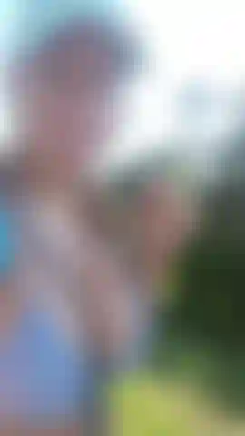 GINATongueNKissesOutDoorRisk