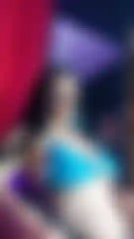 Treat me like a queen and I will be your whore