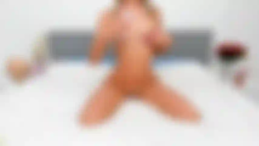 massage with oil and twerk nude