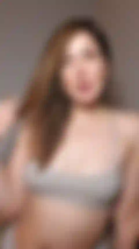 Stroke for Me: includes a detailed description of how I would like for you to stroke for Me and how you would Serve. Ends with a come countdown. Entire video is shot with intense eye contact.