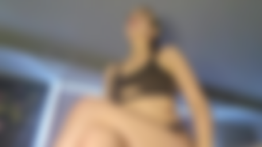 Foot worship: you have been good, so here's your reward. Worship my feet just the way i tell you, follow all my directions and maybe you will earn another reward!