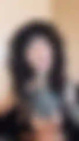 Dirty feet - findom worship.