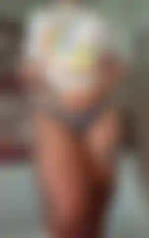 Tittie drop in slow motion