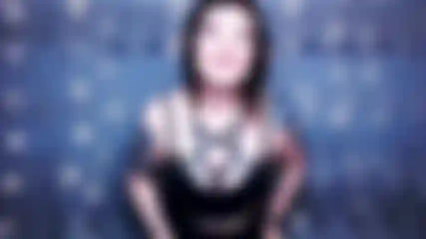 Little Elf Gives Small Penis Encouragement!