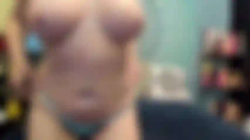 (GS.700) GoldieStar performs in GOLD SHOW - 10 Minutes. Big Tits, Big Ass, GILF, Hairy Pussy, Bare Feet, Squirting, Pussy Play & Spread (8/12/2022)